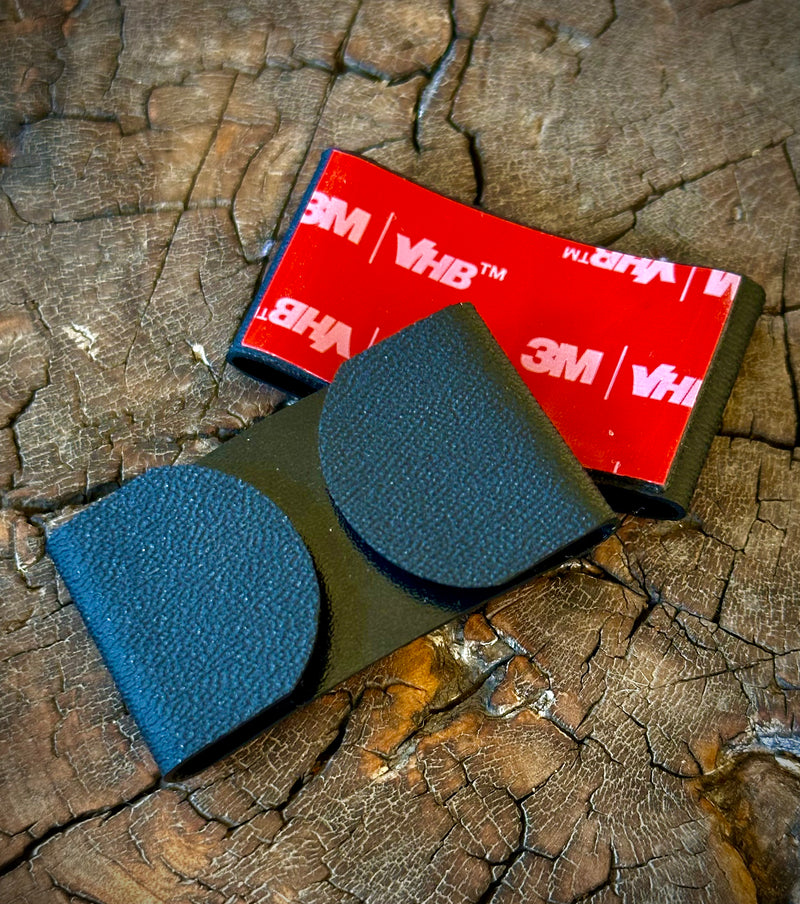 Load image into Gallery viewer, Goggle Strap Keepers