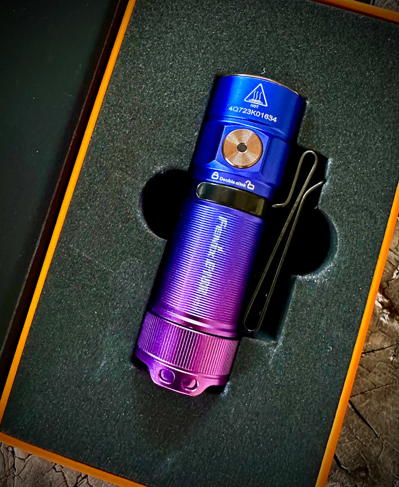 Load image into Gallery viewer, Fenix E18R V.2 Micro EDC Light* w/ FREE Nano Mount