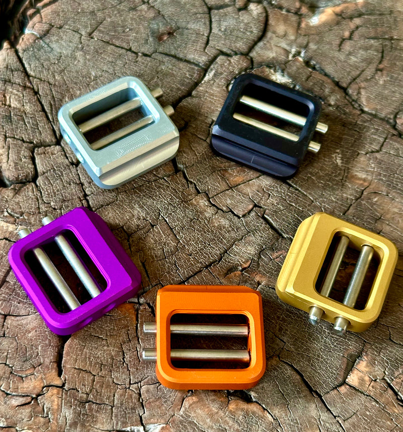 Load image into Gallery viewer, Austere Ladder Lock Buckle