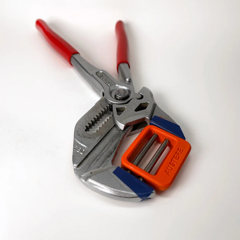 Load image into Gallery viewer, Austere Ladder Lock Buckle