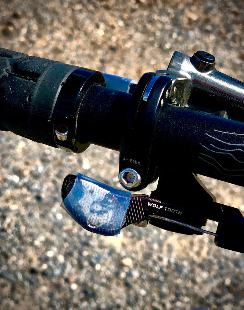 Load image into Gallery viewer, Silicone Lever Grips