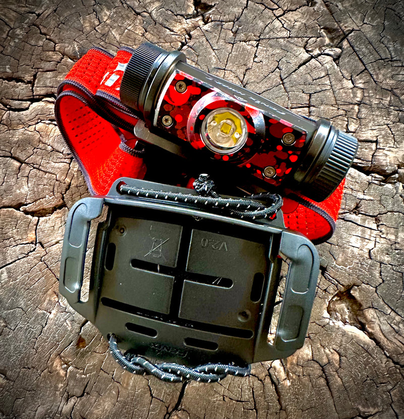 Load image into Gallery viewer, *NEW* Fenix HM62R-T Lightweight Headlamp* w/ FREE Helmet Mount
