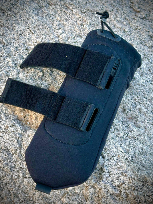 Add-on flask pockets for backpacks.