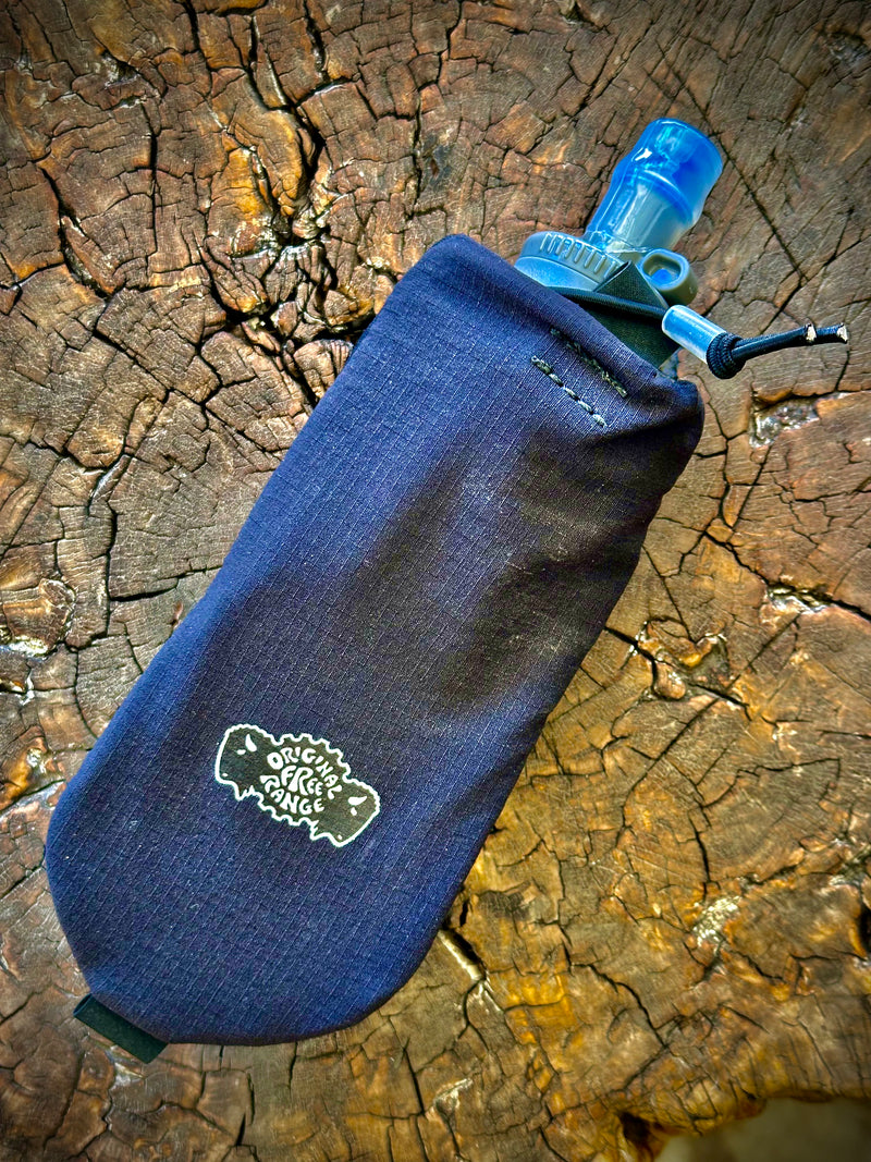 Load image into Gallery viewer, Add-on flask pockets for backpacks.
