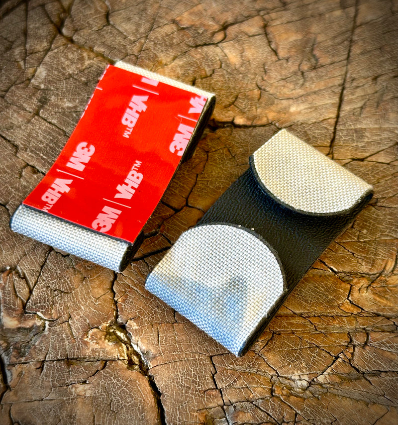 Load image into Gallery viewer, Goggle Strap Keepers
