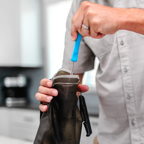 Load image into Gallery viewer, *NEW* Hydrapak Bottle, Bladder and Tube Brush Kit
