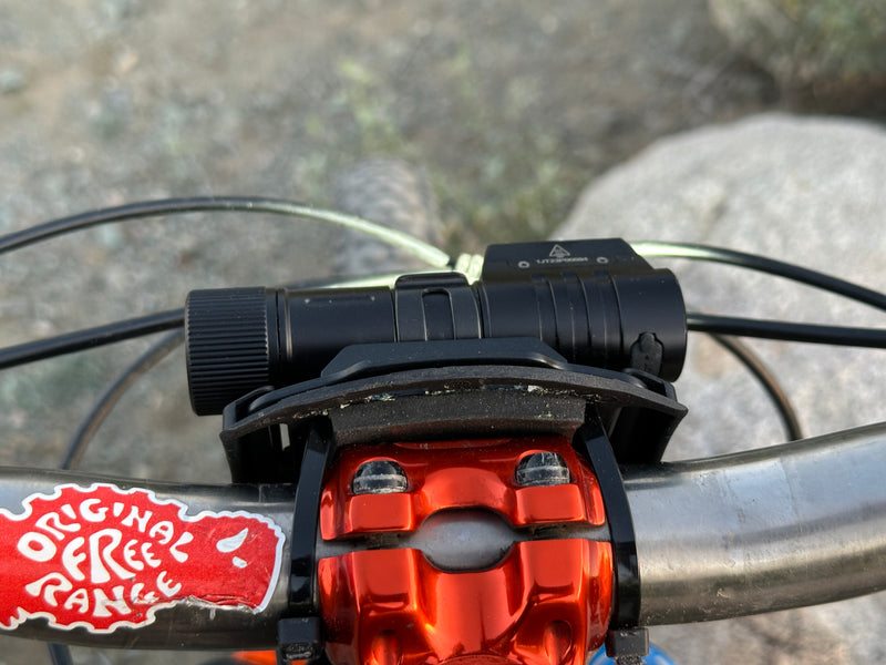 Load image into Gallery viewer, Fenix Headlamp Mount for Helmets/Stems
