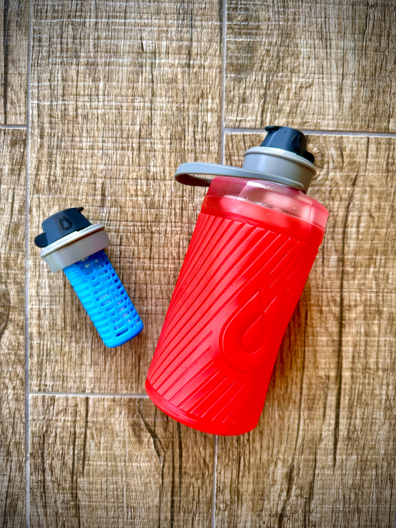 Load image into Gallery viewer, HydraPak Flux+ (Squeeze Bottle w/ Filtration Cap)
