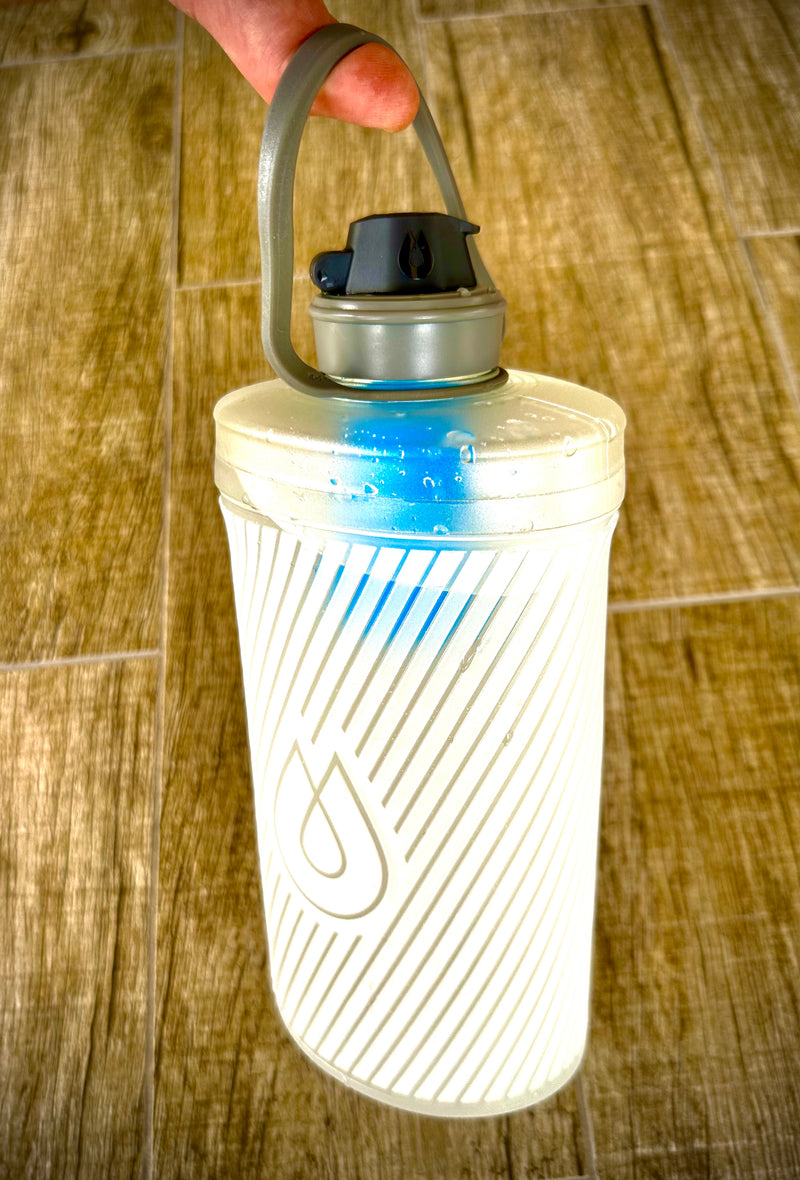 Load image into Gallery viewer, HydraPak Flux+ (Squeeze Bottle w/ Filtration Cap)
