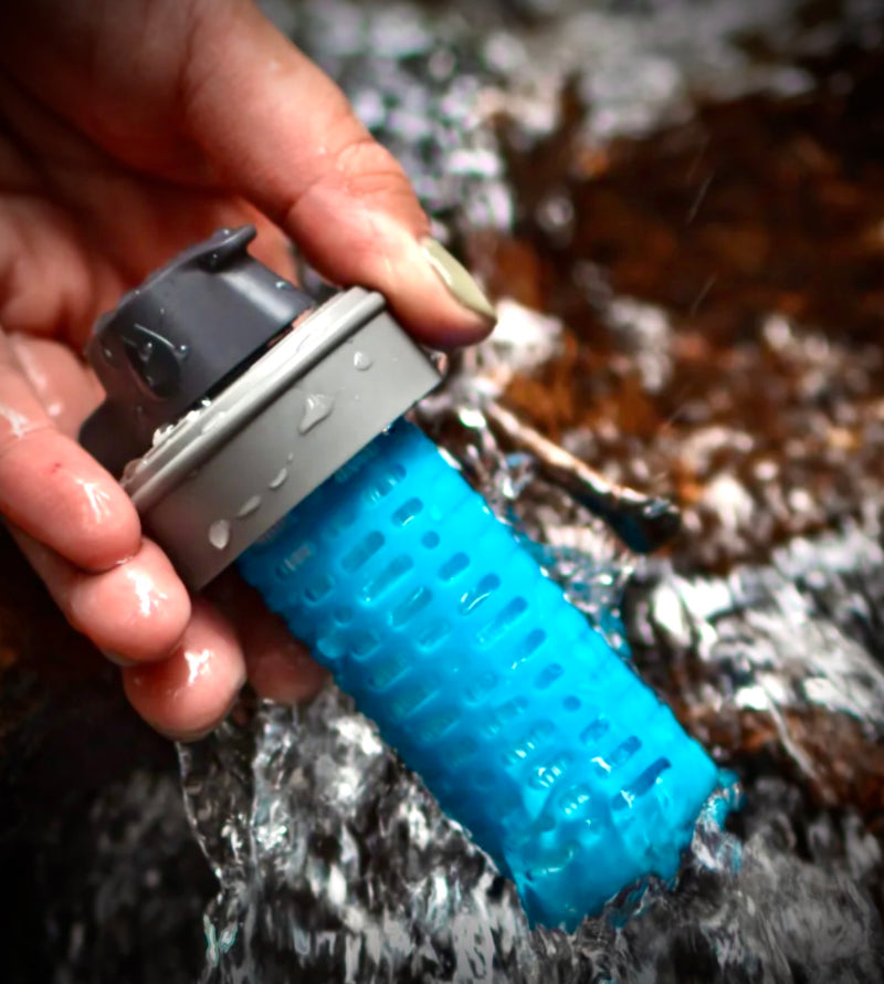 Load image into Gallery viewer, HydraPak Flux+ (Squeeze Bottle w/ Filtration Cap)
